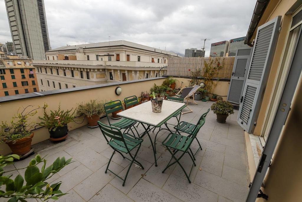 Altido Apt For 3 With Rooftop Balcony And Lovely Cityview Genoa Exterior photo